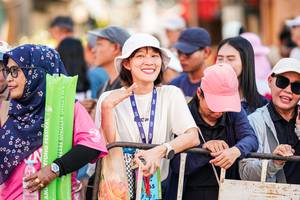 BIB: 
                            <button type="button" onclick="openModal(28621140)" class="btn btn-primary btn-sm float-right btn-popup" data-toggle="modal" data-target=".modal-high-quality">
                        <i class="fas fa-shopping-cart"></i> Add to Cart
                    </button>
                                            <button type="button" onclick="isThisMe(28621140, true)" class="btn btn-success btn-sm float-right btn-popup btn-isme hidden" data-toggle="tooltip" data-placement="bottom" title="นี่คือรูปของคุณใช่ไหม คลิกที่นี่เพื่อเอาเข้าอัลบั้ม">
                        <i class="fas fa-plus"></i> Add to album
                    </button>
                    <button type="button" onclick="isThisMe(28621140, false)" class="btn btn-warning btn-sm float-right btn-popup btn-isnotme hidden">
                        <i class="fas fa-ban"></i> Remove from album
                    </button>